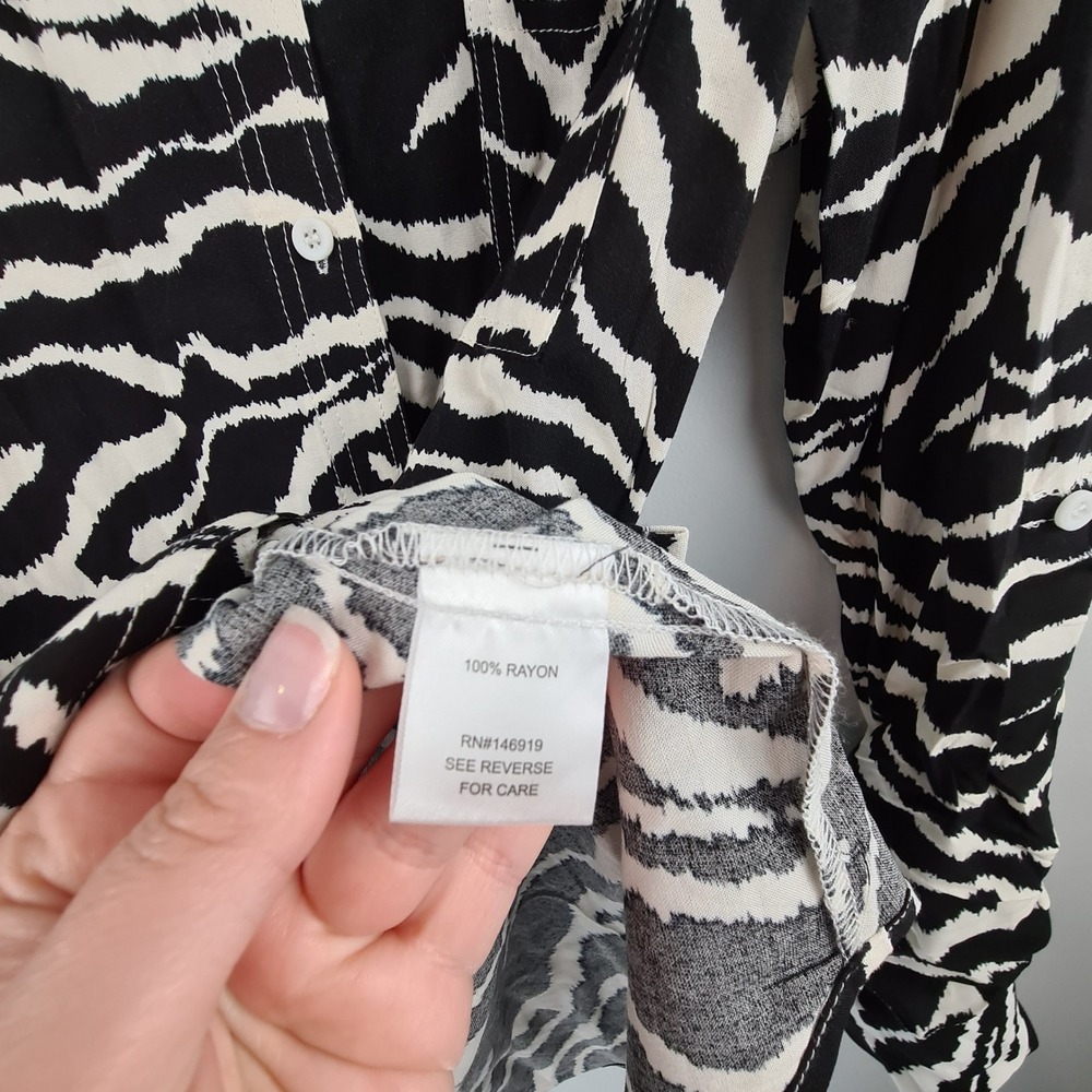 Casa Cabana Zebra Print Button Down Shirt XL Black White Rayon Roll Tab Sleeve - Picture 4 of 9